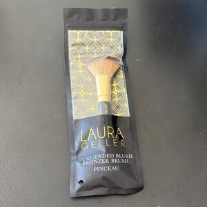 Laura Geller Dual-Ended Brush in Black and Gold